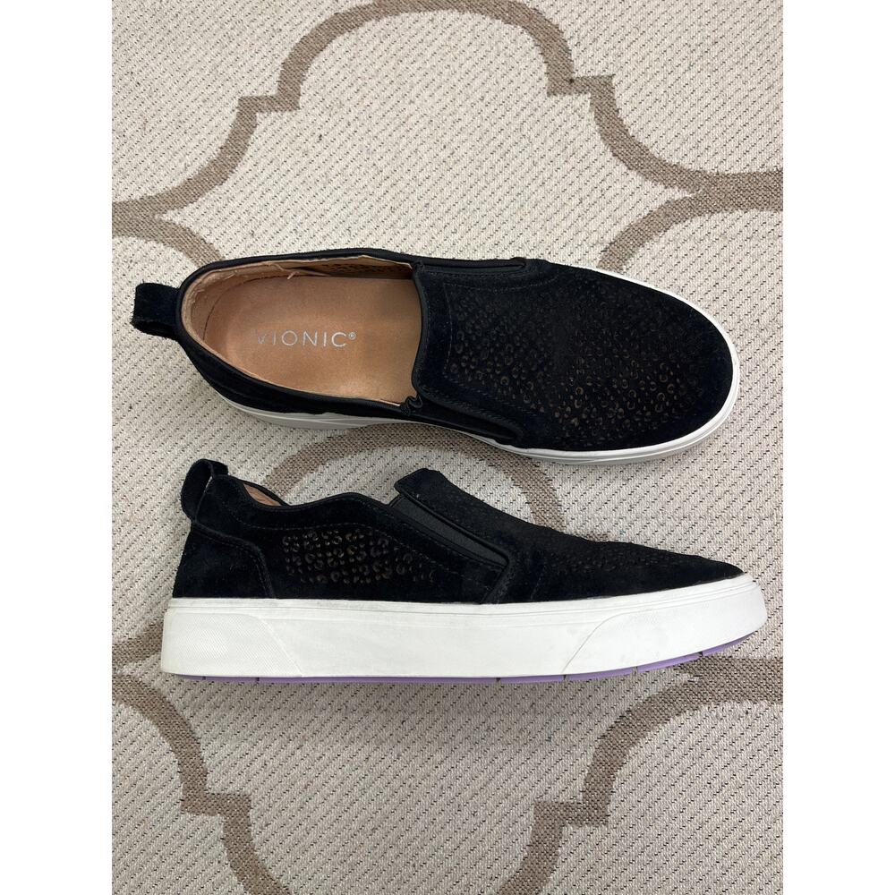 Vionic Kimmie Perf slip-on suede upper sneakers, size 7